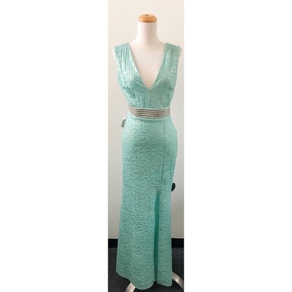 Dresses & Skirts - Deep v neck silver beading